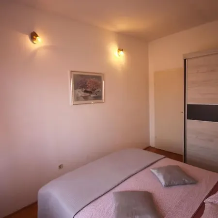 Martina Apartment *